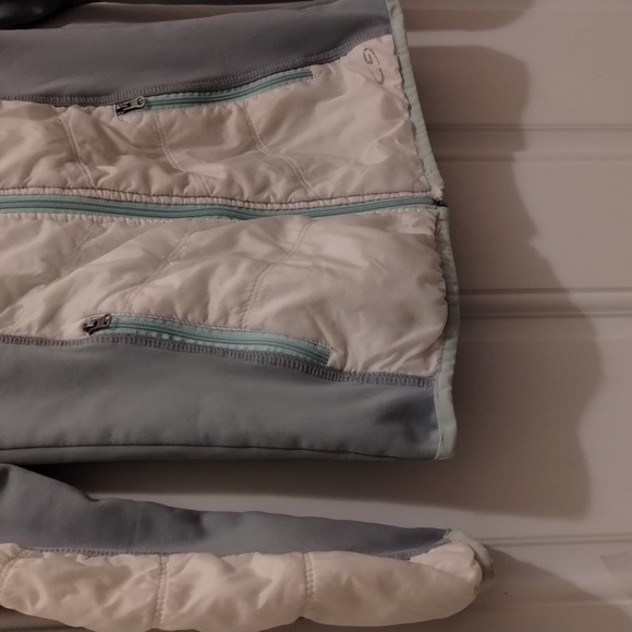 Champion Jacket! - Picture 2 of 10